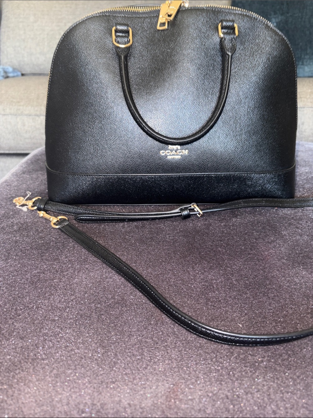 Coach Black Leather Dome Satchel with Gold Hardware and Detachable Strap - Picture 2 of 11